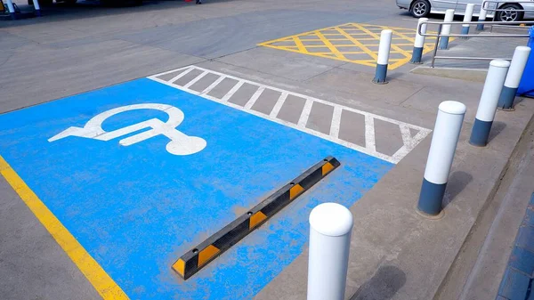 Silla Ruedas Para Discapacitados Ninguna Señal Estacionamiento Con Tapón Rueda — Foto de Stock