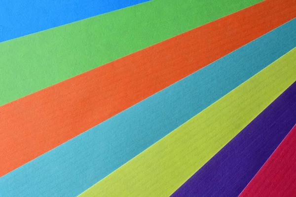 Bentuk Abstrak Dengan Warna Yang Bervariasi Dan Mencolok Dengan Kertas — Stok Foto