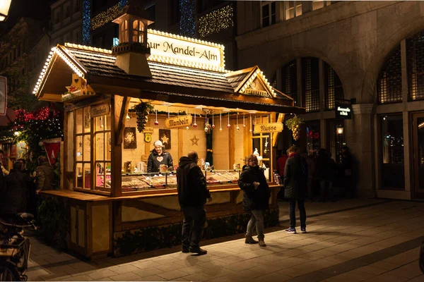 Münih 'teki Noel Pazarı