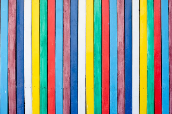 Placard de tábuas de madeira coloridas como fundo — Fotografia de Stock