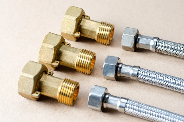 Hijyenik tesislerin onarımı ve yenilenmesi için aksesuarların kapatılması .