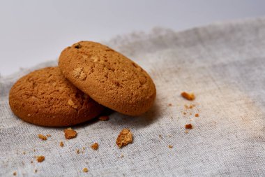 Yulaf kurabiye saf peçete, yakın çekim, seçici odak yığını.