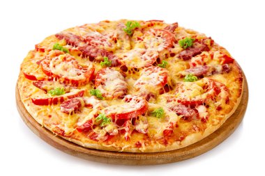 Klasik pizza Margarita beyaz arka plan üzerinde izole.