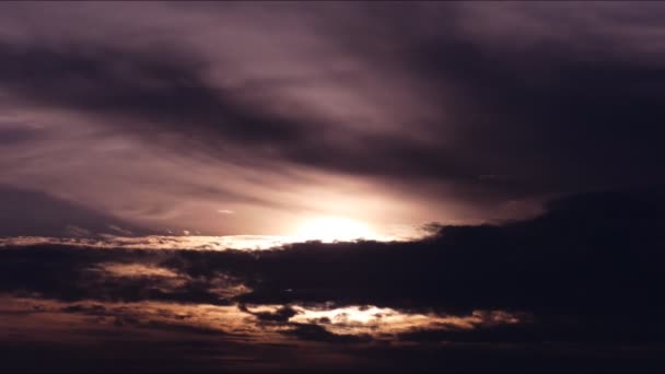 Luftaufnahme Über Wolken Bei Schönem Sonnenlicht — Stockvideo