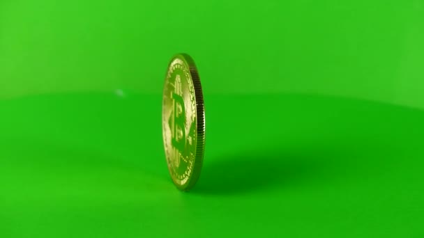 Rotación Monedas Oro Sobre Fondo Verde — Vídeos de Stock