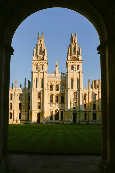 Oxford All Souls College 2019 Vista Desde Radcliffe Square Cielo — Foto de Stock