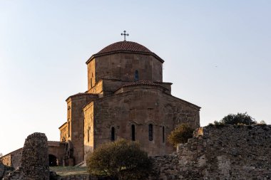 Jvari Manastırı, Mtskheta, Gürcistan 'da bulunan bir altıncı yüzyıl Gürcü Ortodoks manastırıdır.