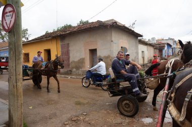 Trinidad, Küba 16.12.2018 At ve Küba sokaklarında binici