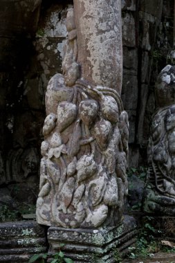 Angkor Watt, Kamboçya 'daki tapınak kompleksi, Angkor, Ta Prohm ve Bayon' un ünlü tapınakları. Antik güzel oyulmuş yapılar ve geçitler. Yüksek kalite fotoğraf