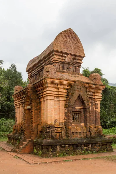 Fiam Vörös Tégla Részben Tönkretette Hindu Templomokat Quang Nam Tartományban — Stock Fotó