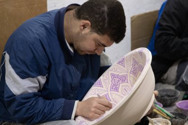 Fex Fas 01.02.2020 seramik imalat fabrikası esrar fırlatma ve boyama