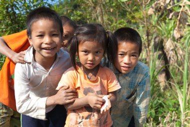 Luang Namtha Laos 12.24.2011 Laos kabile bölgesindeki çocuklar. Yüksek kalite fotoğraf