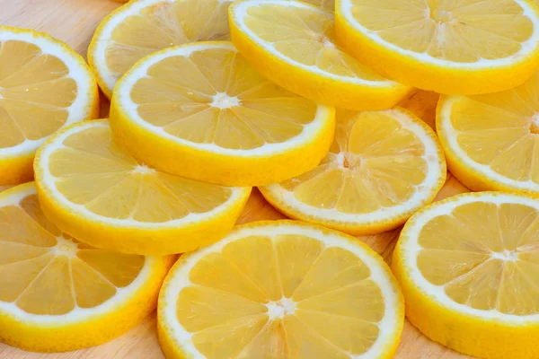 Chaoticky Leží Mnoho Plátky Citronu — Stock fotografie