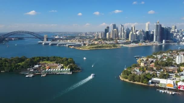 Luftbild Vom Hafen Von Sydney Mit Blick Auf Die Hafenbrücke — Stockvideo