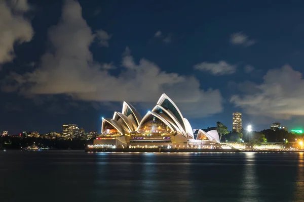 Sydney Opera House at night — Stock Photo, Image