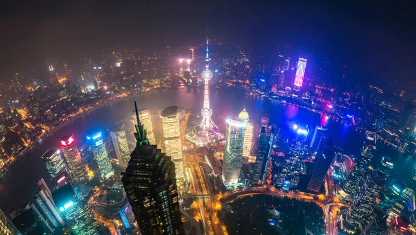 Vista da área de Pudong e The Bund em Xangai — Fotografia de Stock