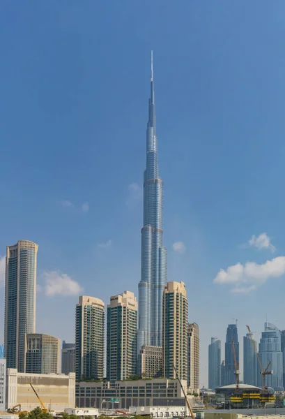 Pohled na mrakodrap Burdž Chalífa v Dubaji — Stock fotografie