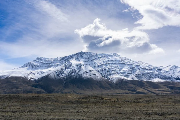 Fold mountain i Patagonien i Argentina — Stockfoto