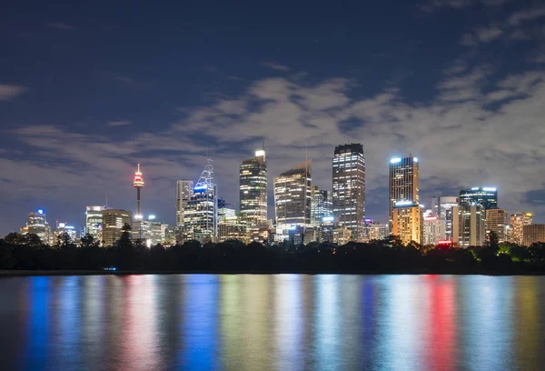 Skyline i Sydney Cbd på natten — Stockfoto