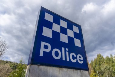 Avustralya'da polis merkezi işareti