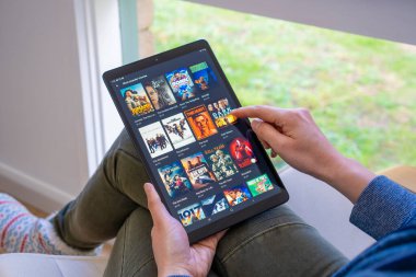 Google Play Store 'da filmler taranıyor
