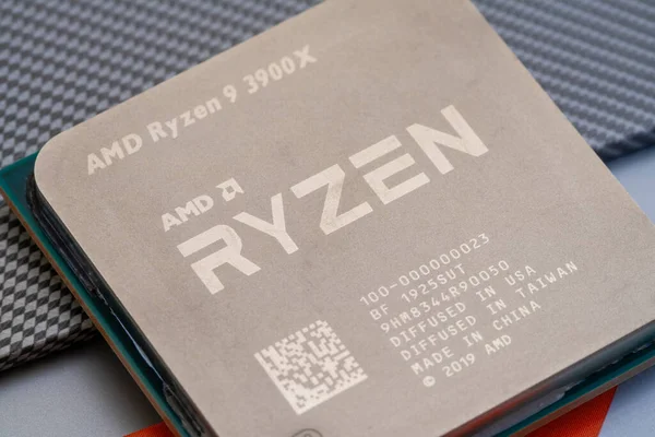 Gros plan sur le processeur Ryzen de troisième génération — Photo