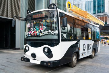 Chengdu 'da panda otobüsü dolu mu yoksa hediyelik eşya mı?