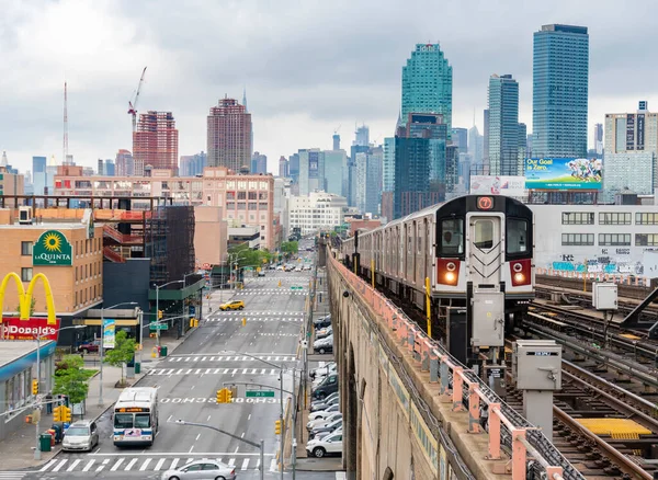 New York Usa Maj 2018 Tåg Anländer Till Station New — Stockfoto