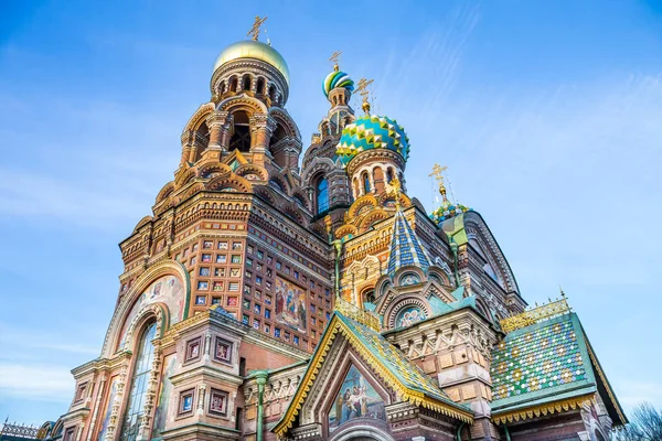 Church of Savior on the Spilled Blood. 1880s church with vibrant — Stock Photo, Image