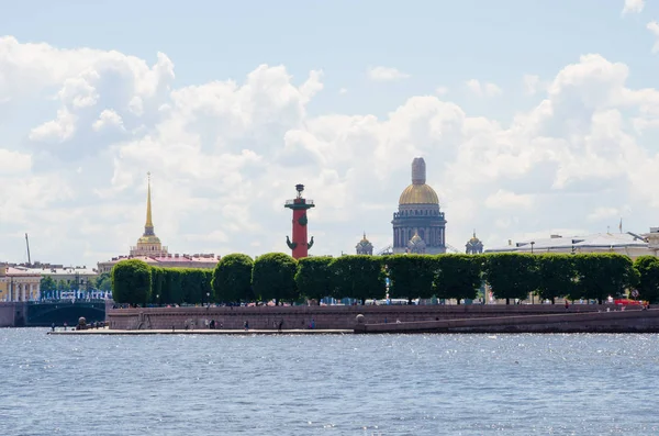 Flèche Île Vassilievski Saint Pétersbourg Russie — Photo