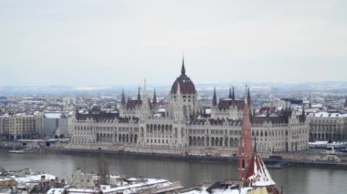 Tuna Nehri ve Parlemento Binası, Budapeşte, Macaristan