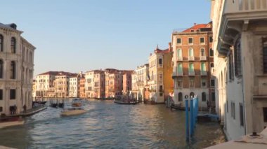 Venice, İtalya - 23 Mart 2018: Grand Canal günbatımı zamanında Venedik İtalya