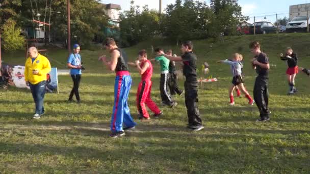 Mariupol Ukraine Septembre 2018 Des Entraîneurs Avec Jeunes Athlètes Entraînent — Video