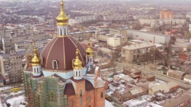 Tanrı'nın annesi Mariupol şehir, şefaat Katedrali. En büyük Tapınağı Mariupol Ukrayna. Kış zamanı. Havadan görünümü