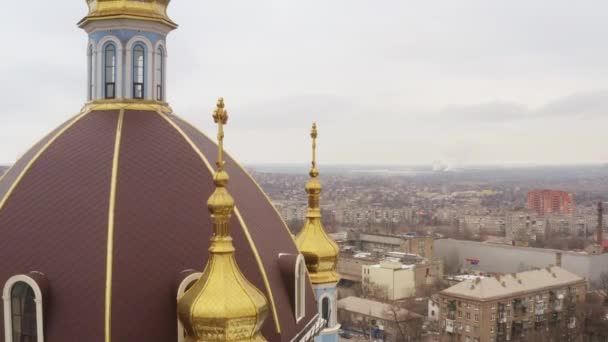 Cúpula Gran Templo Centro Ciudad Invierno Vista Aérea Mariupol Ucrania — Vídeo de stock