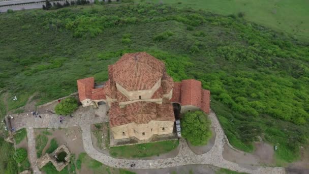 Jvari Manastırı Gürcistan Doğusundaki Mtskheta Yakınlarındaki Gürcü Ortodoks Manastırıdır Havadan — Stok video