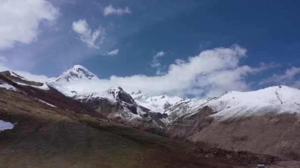 Mount Kazbek Den Mest Populära Toppen Georgien Höjd 5033 Utsikt — Stockvideo