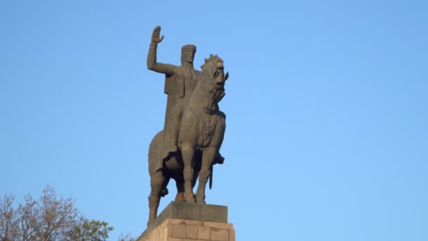 Tbilisi Georgië Mei 2019 Monument Voor Vachtang Gorgasali Tbilisi Georgië — Stockvideo