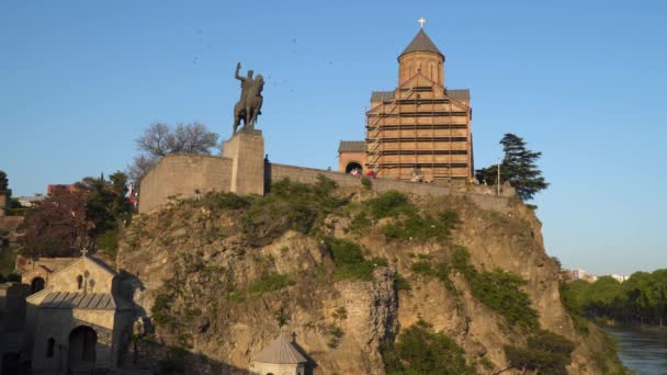 Тбилиси Грузия Мая 2019 Года Храм Метехи Тбилиси Грузия — стоковое видео
