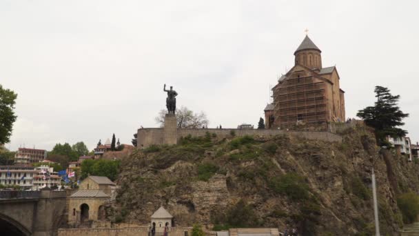 Tbilisi Gruzja Maja 2019 Metekhi Temple Xiii Wieku Jest Jednym — Wideo stockowe