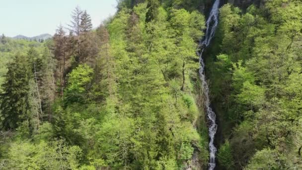 Wasserfall Den Bergen Luftbild — Stockvideo