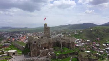 Havadan görünüm. Rabat kalesi Akhaltsikhe Gürcistan şehrinin ana cazibe olduğunu.