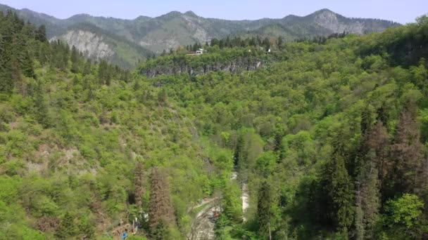 Vista Aerea Montagne Pittoresche Vicino Alla Città Borjomi Georgia — Video Stock