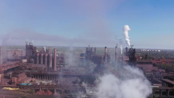 Rook Stof Smog Uit Een Metallurgische Fabriek Luchtzicht — Stockvideo