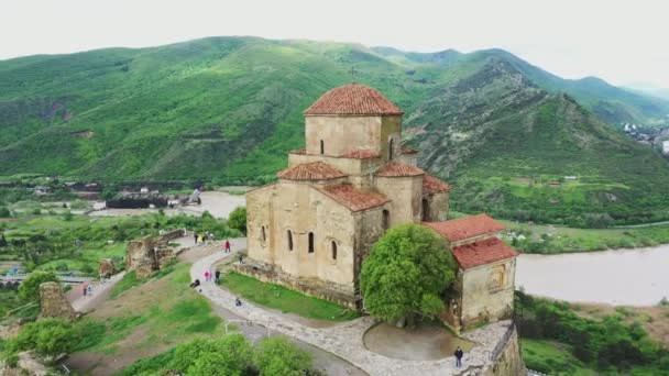 Vista Aérea Del Templo Jvari Georgia Jvari Monasterio Templo Georgiano — Vídeos de Stock