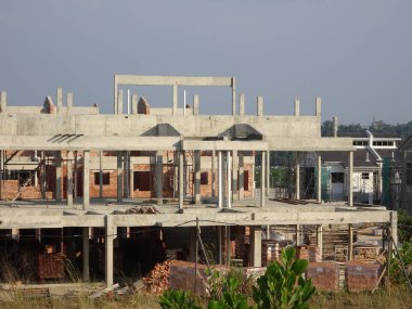 Kuala Lumpur, Malezya-26 Mayıs 2017: teras ev yapım aşamasında Malezya. Modern ve çağdaş tarzı ile bir mimar tarafından tasarlanmış. Tuğla kullanılarak inşa duvar. 