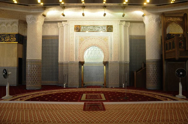 Kuala Lumpur Maleisië Januari 2015 Interieur Van Nationale Moskee Masjid — Stockfoto