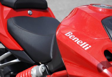 Kuala Lumpur, Malezya-31 Mart 2018: Benelli motosiklet marka ve logolar, motosiklet vücut. Benelli motosiklet aslında İtalya yapılmış ama şimdi Çin tarafından üretilen