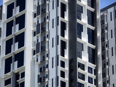 Kuala Lumpur, Malezya-20 Haziran 2017: modern cephe tasarımı ile yüksek doğmak konut daire bina. Daire konut popüler kentsel alanda özellikle Malezya. 