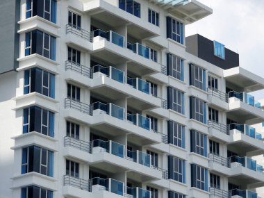 Kuala Lumpur, Malezya-20 Haziran 2017: modern cephe tasarımı ile yüksek doğmak konut daire bina. Daire konut popüler kentsel alanda özellikle Malezya. 